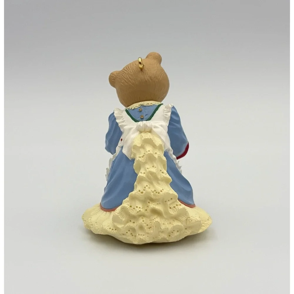 1993 Hallmark Keepsake Ornament Mama Bearinger Bear 2nd The Bearingers Vintage